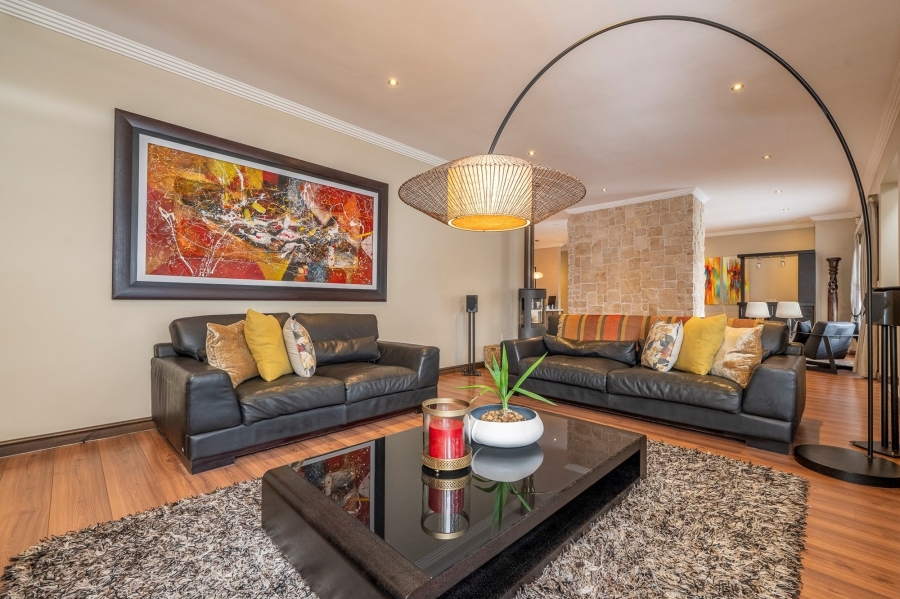 3 Bedroom Property for Sale in Graanendal Western Cape